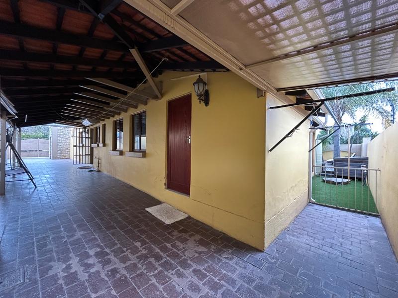 4 Bedroom Property for Sale in Melodie North West